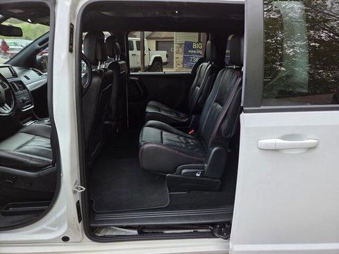Used 2020 Dodge Grand Caravan GT FWD image 35