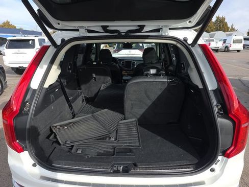 Used 2025 Volvo XC90 T8 Plus w/ Protection Package Premier image 17