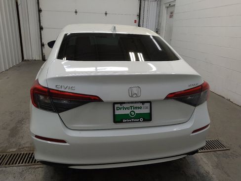 Used 2022 Honda Civic Sport image 6