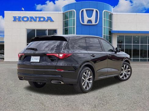 Used 2023 Acura MDX FWD w/ Technology Package image 3