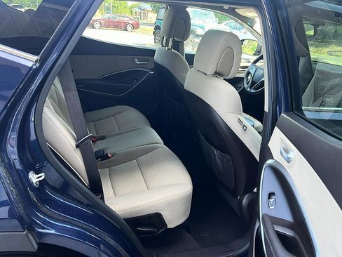 Used 2017 Hyundai Santa Fe Sport FWD image 31