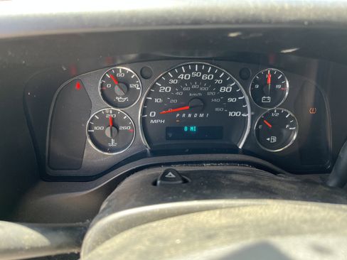 Used 2022 Chevrolet Express 2500 w/ Driver Convenience Package image 13