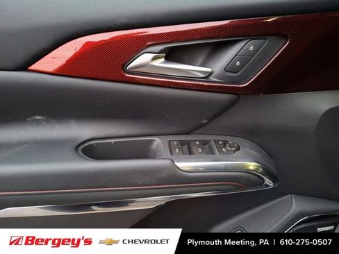 New 2026 Chevrolet Traverse Z71 w/ Enhanced Driving Package AWD/4WD image 8
