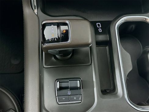 Used 2024 GMC Sierra 1500 Denali w/ Technology Package image 16