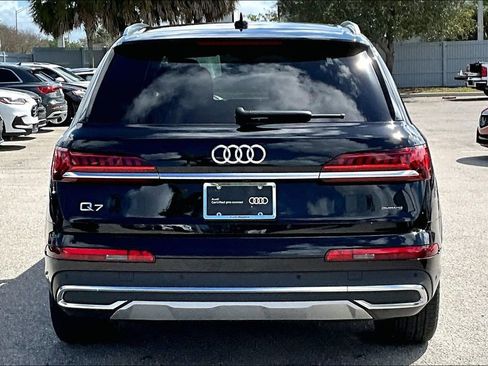 Used 2023 Audi Q7 3.0T Prestige w/ Prestige Package image 6
