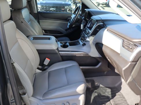 Used 2019 Chevrolet Tahoe LT image 39