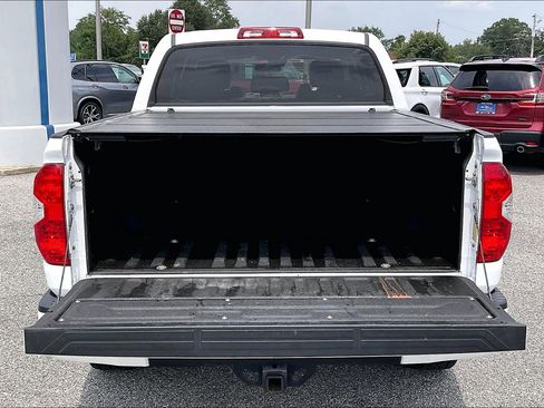 Used 2019 Toyota Tundra Limited w/ Limited Premium Package AWD/4WD image 33