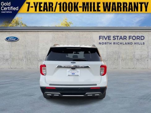 Certified 2022 Ford Explorer XLT w/ Equipment Group 202A image 9