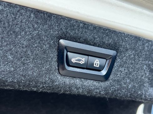 Used 2022 BMW M5 w/ Competition Package AWD/4WD image 26