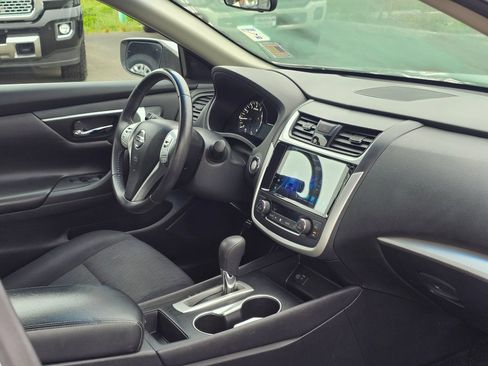 Used 2017 Nissan Altima 2.5 SV FWD image 33