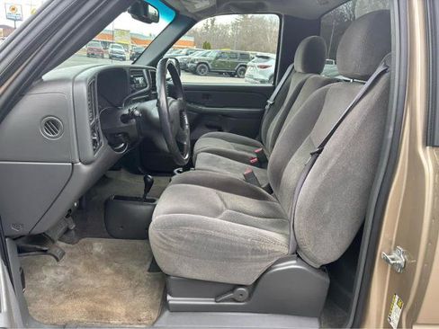 Used 2005 Chevrolet Silverado 1500 LS w/ Light Duty Power Package AWD/4WD image 22