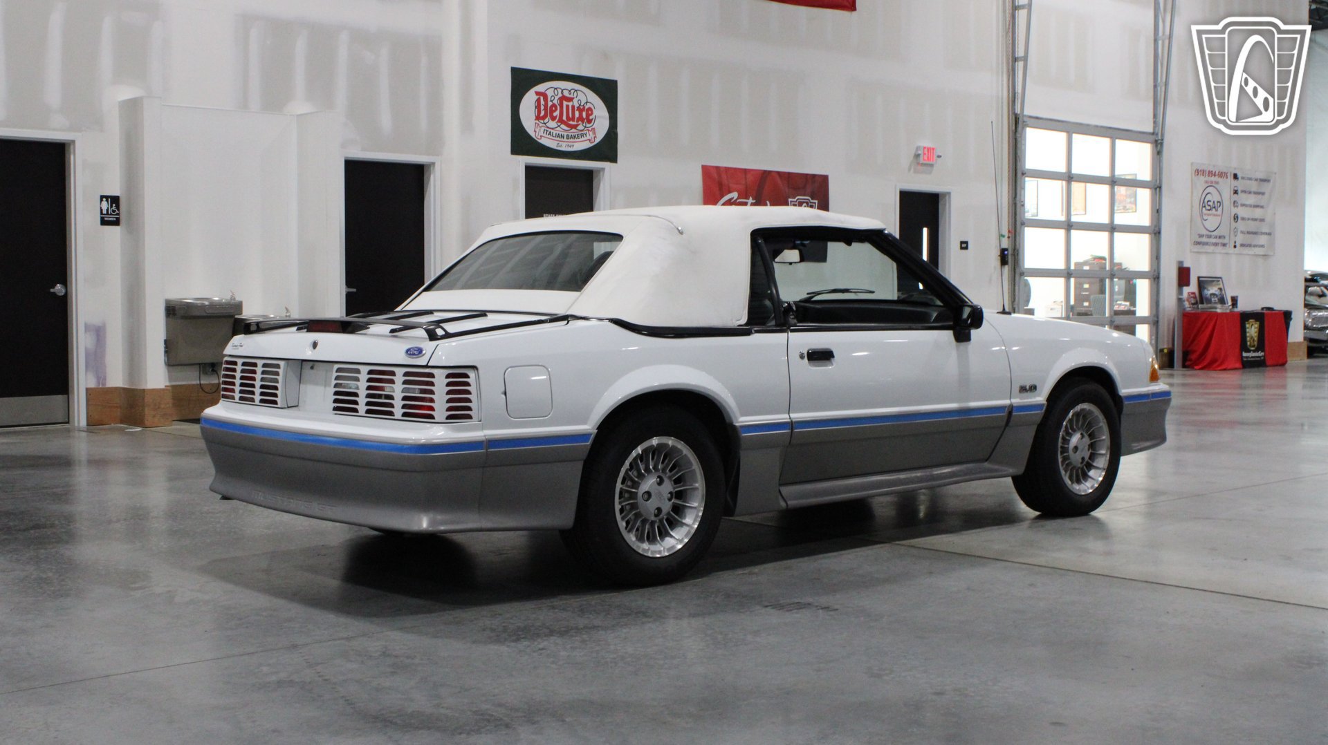 Used 1988 Ford Mustang GT RWD image 24