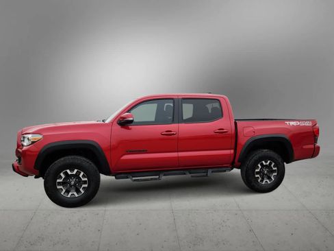 Used 2019 Toyota Tacoma TRD Off-Road image 5
