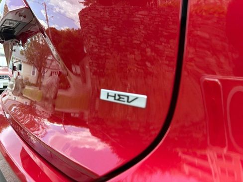 Certified 2024 Kia Niro LX FWD image 11