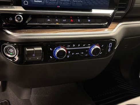 New 2026 GMC Sierra 1500 Elevation image 37