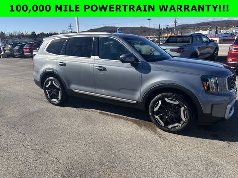 Used 2024 Kia Telluride S image 4