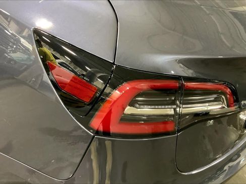 Used 2019 Tesla Model 3 Long Range image 28