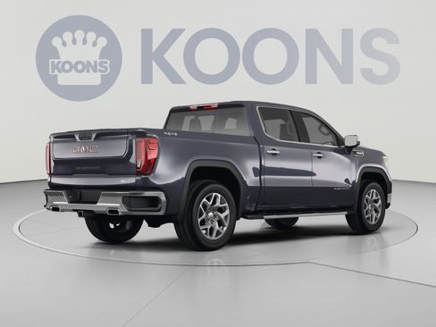 Used 2025 GMC Sierra 1500 SLT AWD/4WD image 4