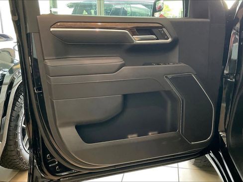 New 2026 GMC Sierra 1500 Elevation image 12