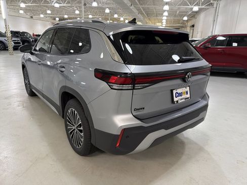 New 2026 Volkswagen Tiguan S FWD image 6