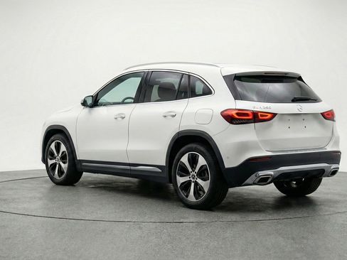 Used 2025 Mercedes-Benz GLA 250 image 6