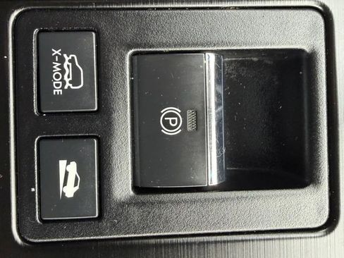 Used 2017 Subaru Outback 3.6R Limited image 24