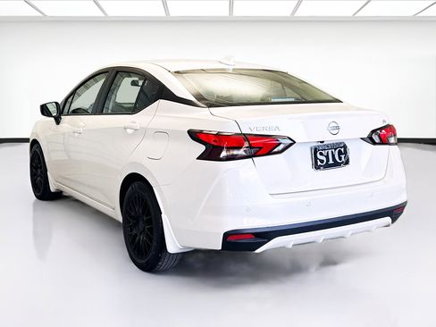 Used 2024 Nissan Versa SV w/ Trunk Package image 6