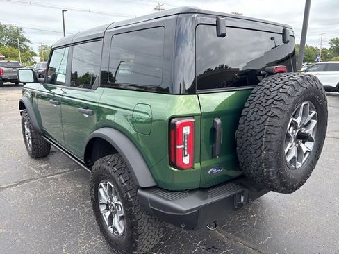 Used 2024 Ford Bronco Badlands image 5