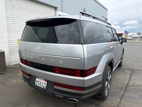 Used 2024 Hyundai Santa Fe Limited FWD image 5