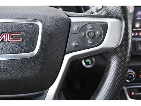 Used 2024 GMC Terrain SLE FWD image 16