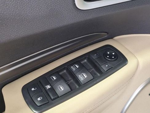 Used 2019 Dodge Durango Citadel w/ Technology Group AWD/4WD image 16