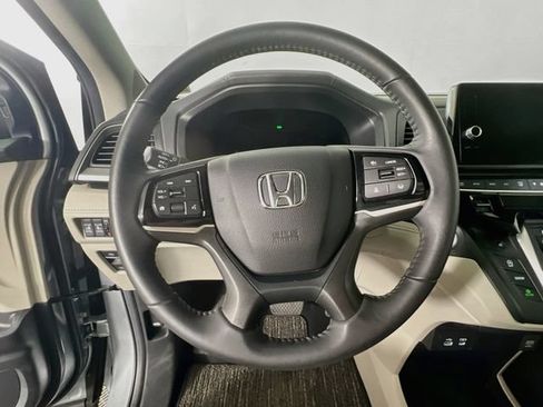 Certified 2026 Honda Odyssey EX-L image 14