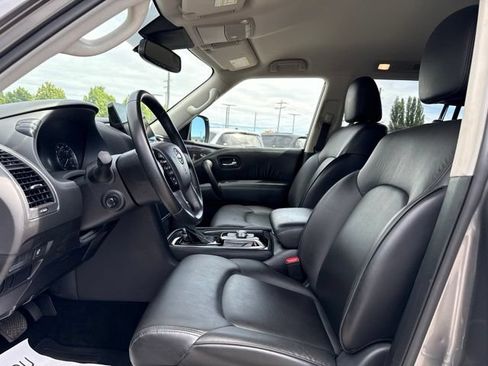 Used 2024 Nissan Armada SV AWD/4WD image 23