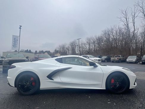 Used 2020 Chevrolet Corvette 3LT w/ 3LT Preferred Equipment Group image 2