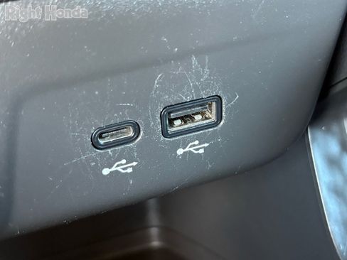 Used 2024 Chevrolet TrailBlazer LT image 27