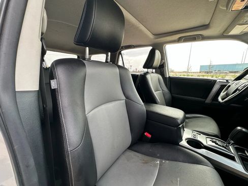 Used 2014 Toyota 4Runner SR5 Premium RWD image 17