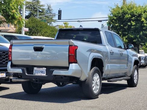 Used 2026 Toyota Tacoma SR5 RWD image 6
