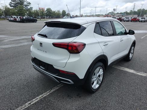 Used 2026 Buick Encore GX Preferred w/ Comfort Package FWD image 3