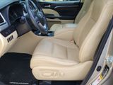 Used 2016 Toyota Highlander Limited image 6