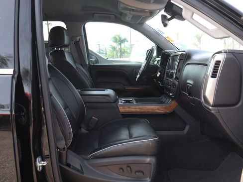 Used 2018 Chevrolet Silverado 1500 High Country RWD image 43