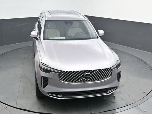New 2026 Volvo XC90 B6 Plus w/ Protection Package Premier image 31