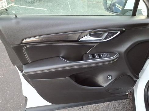 Used 2023 Buick Envision Preferred image 28