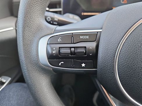 Used 2025 Kia K5 LXS FWD image 17