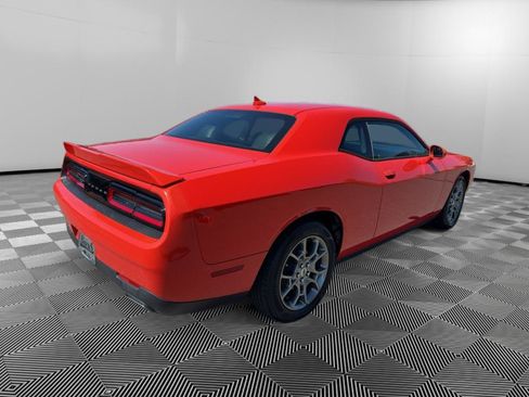 Used 2017 Dodge Challenger GT w/ Technology Group image 7