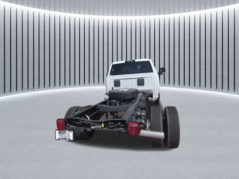 New 2026 RAM 4500 Tradesman AWD/4WD image 8