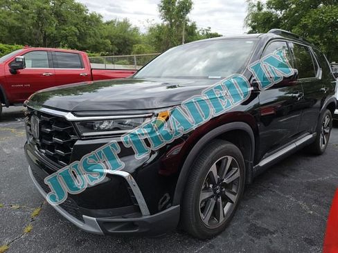 Certified 2024 Honda Pilot Elite image 1