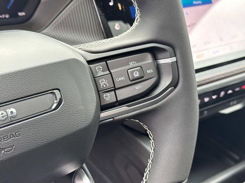 New 2026 Jeep Cherokee Overland image 31