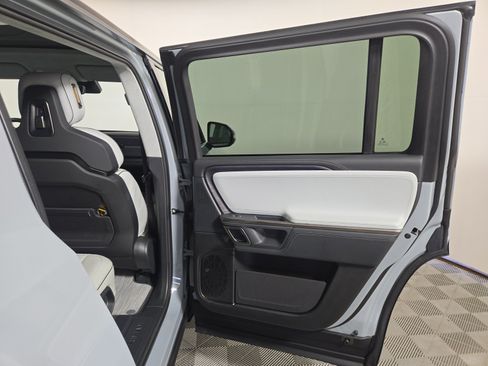 Used 2024 Rivian R1S Adventure AWD/4WD image 19