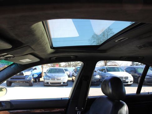 Used 2001 BMW M5 image 25