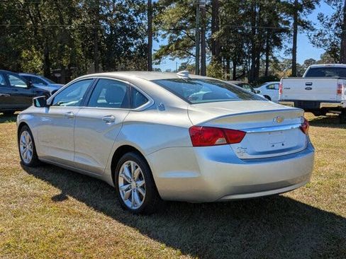 Used 2017 Chevrolet Impala LT image 5
